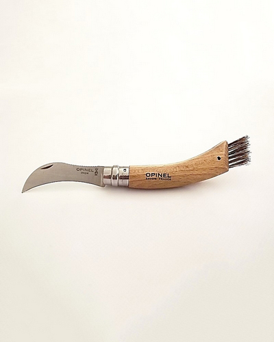Couteau de poche à champignon de la marque française Opinel
